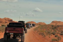 gone-moab-2013-nissan-off-road_0659